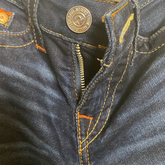 Up for sale is a pair of deep blue true teligion jeans with a legging fit. - Picture 7 of 10